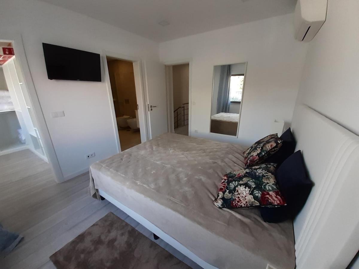 Lisbon Tagus River 2 Suites Private Pool D Almada Eksteriør bilde