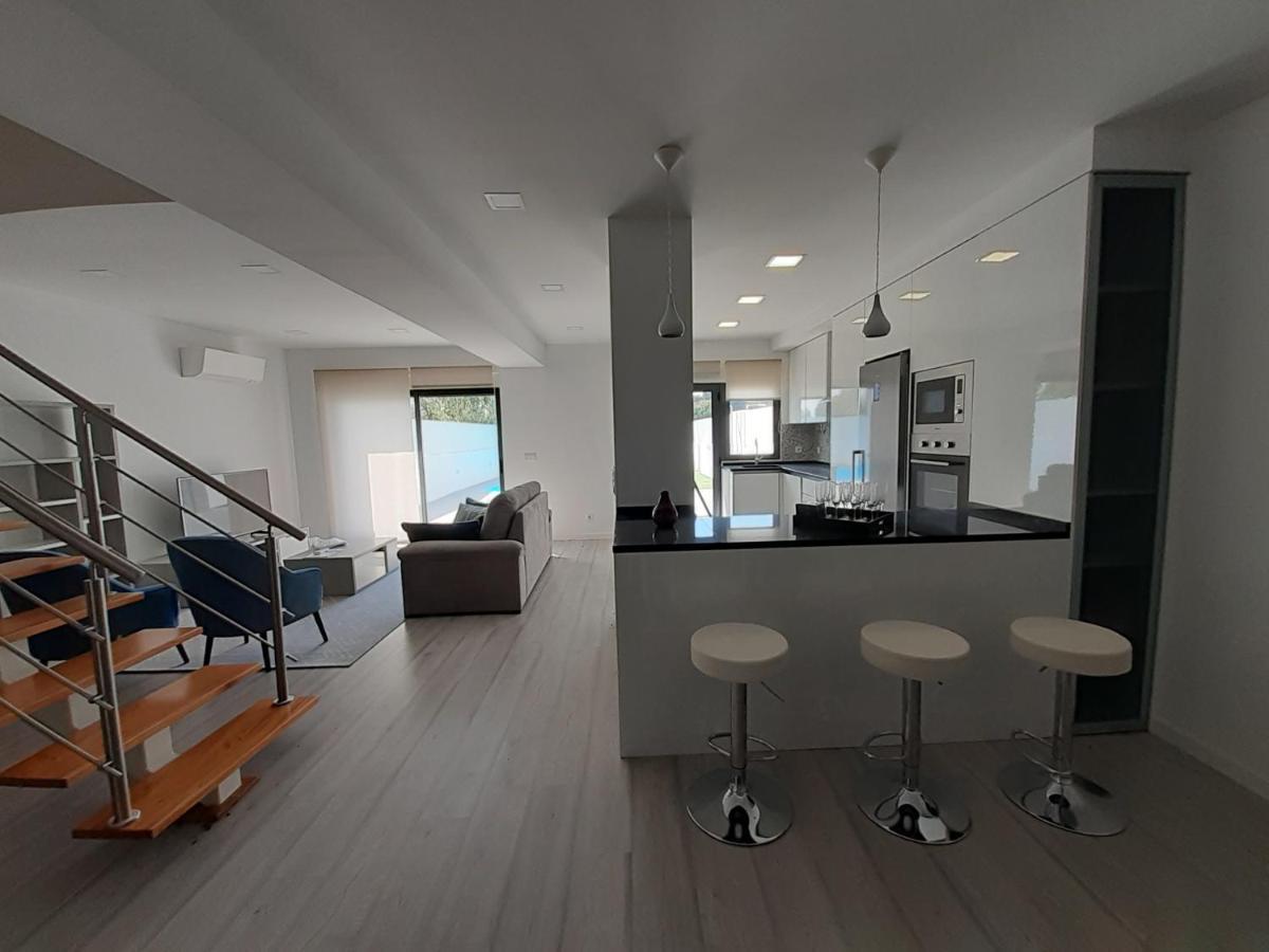 Lisbon Tagus River 2 Suites Private Pool D Almada Eksteriør bilde