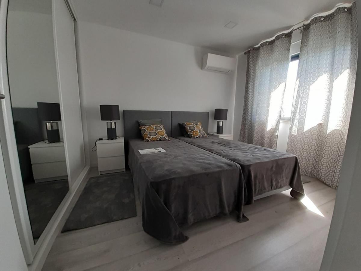 Lisbon Tagus River 2 Suites Private Pool D Almada Eksteriør bilde